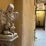 Colosseum Loft