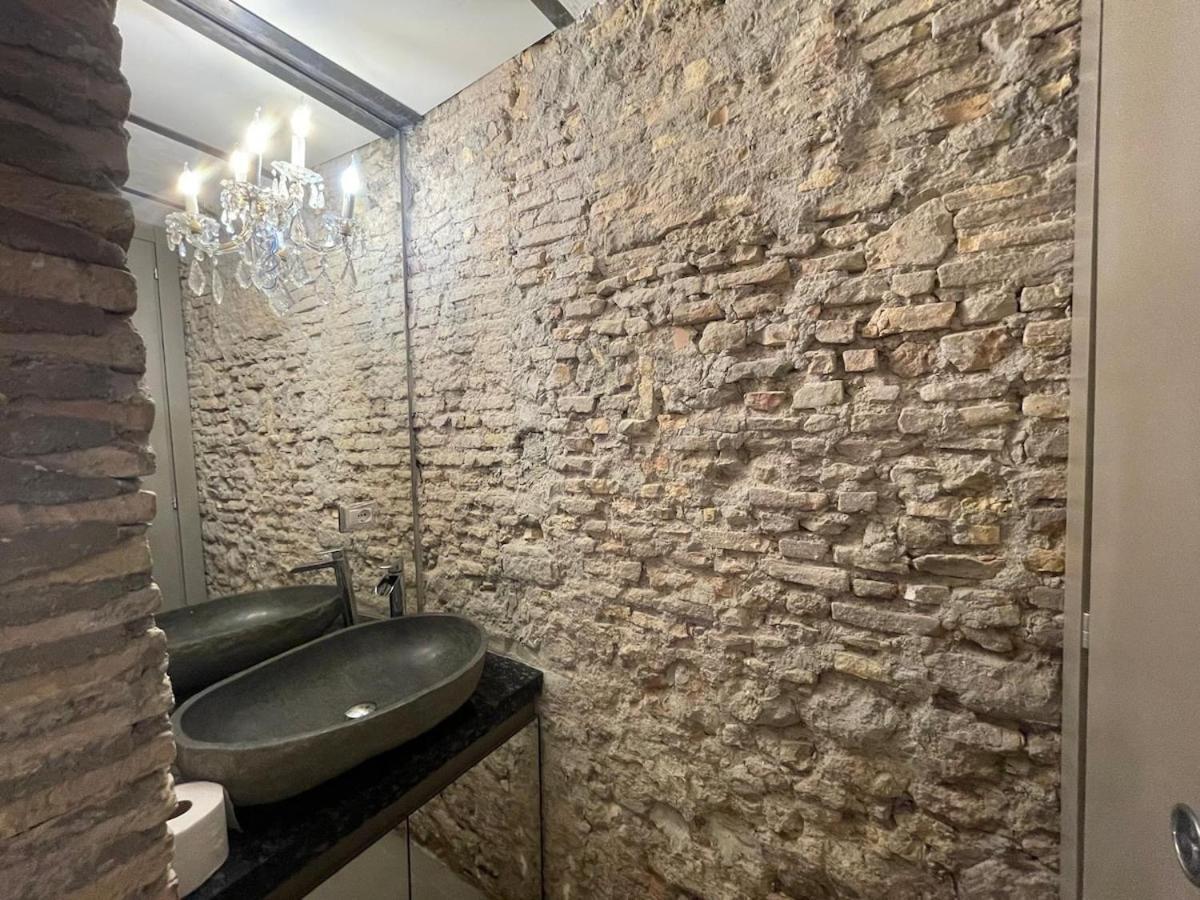 Colosseum Loft Apartment