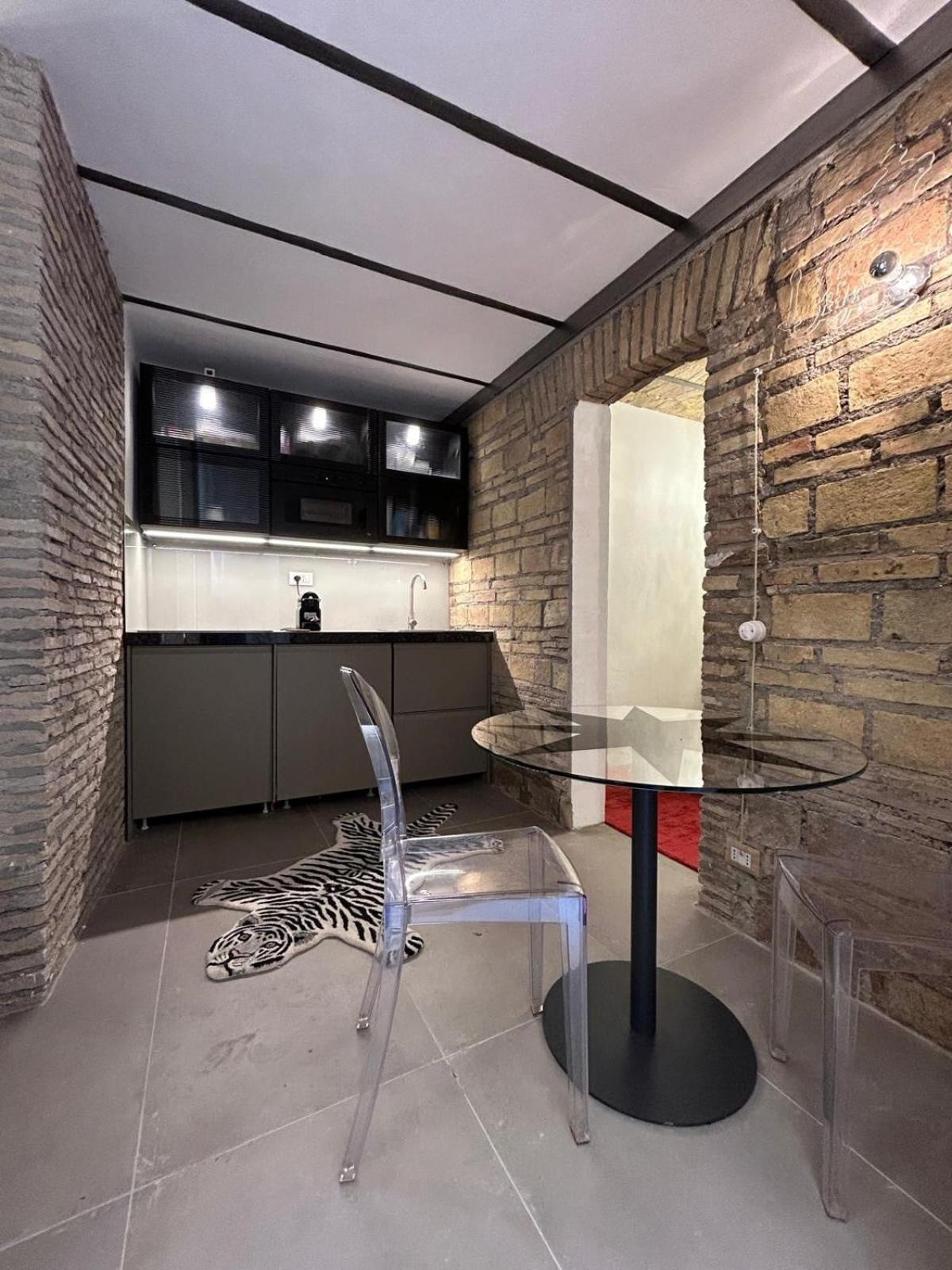 Colosseum Loft